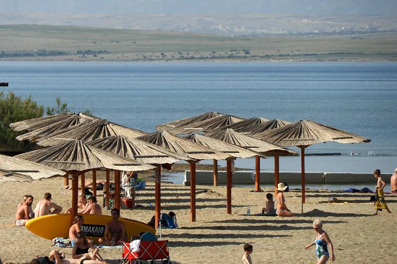 Apartments With A Parking Space Nin, Zadar - 11900  نين