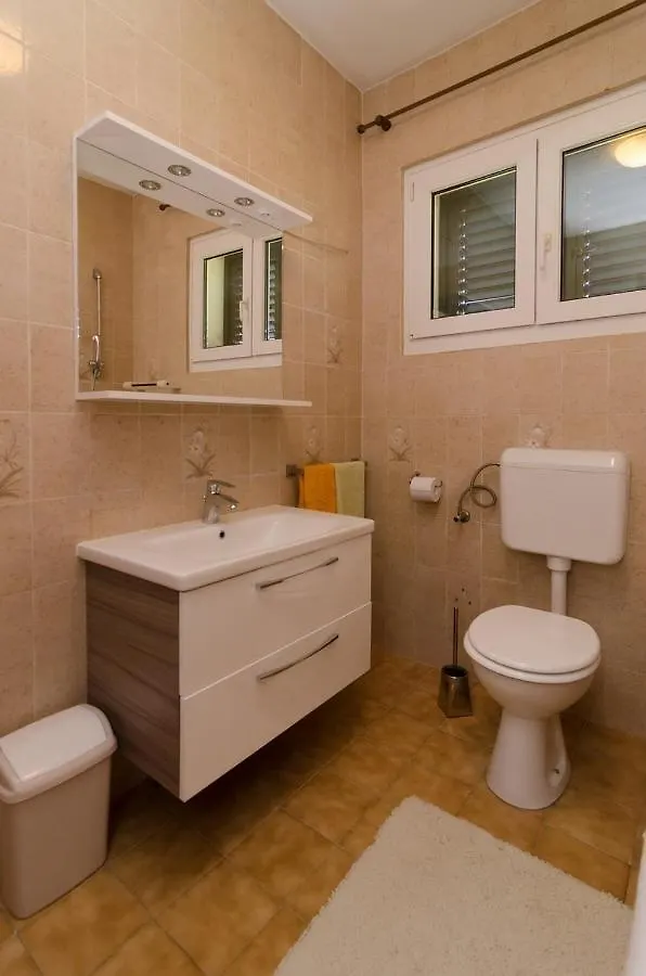 Apartments With A Parking Space Nin, Zadar - 11900 كرواتيا
